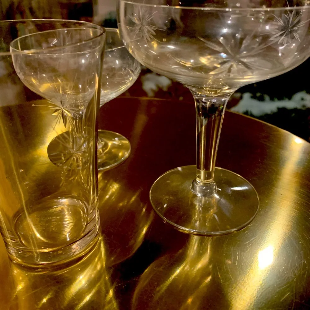 Fostoria sunburst juice, small coupe, large coupe glasses - Picture 6 of 9
